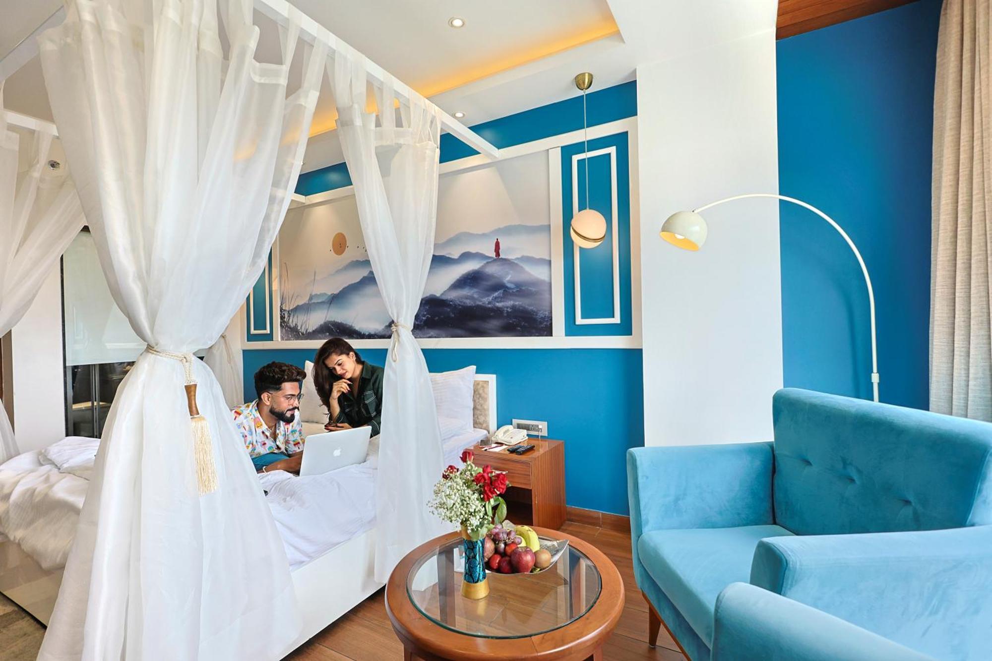 Clarion Hotel Dehradun Ngoại thất bức ảnh