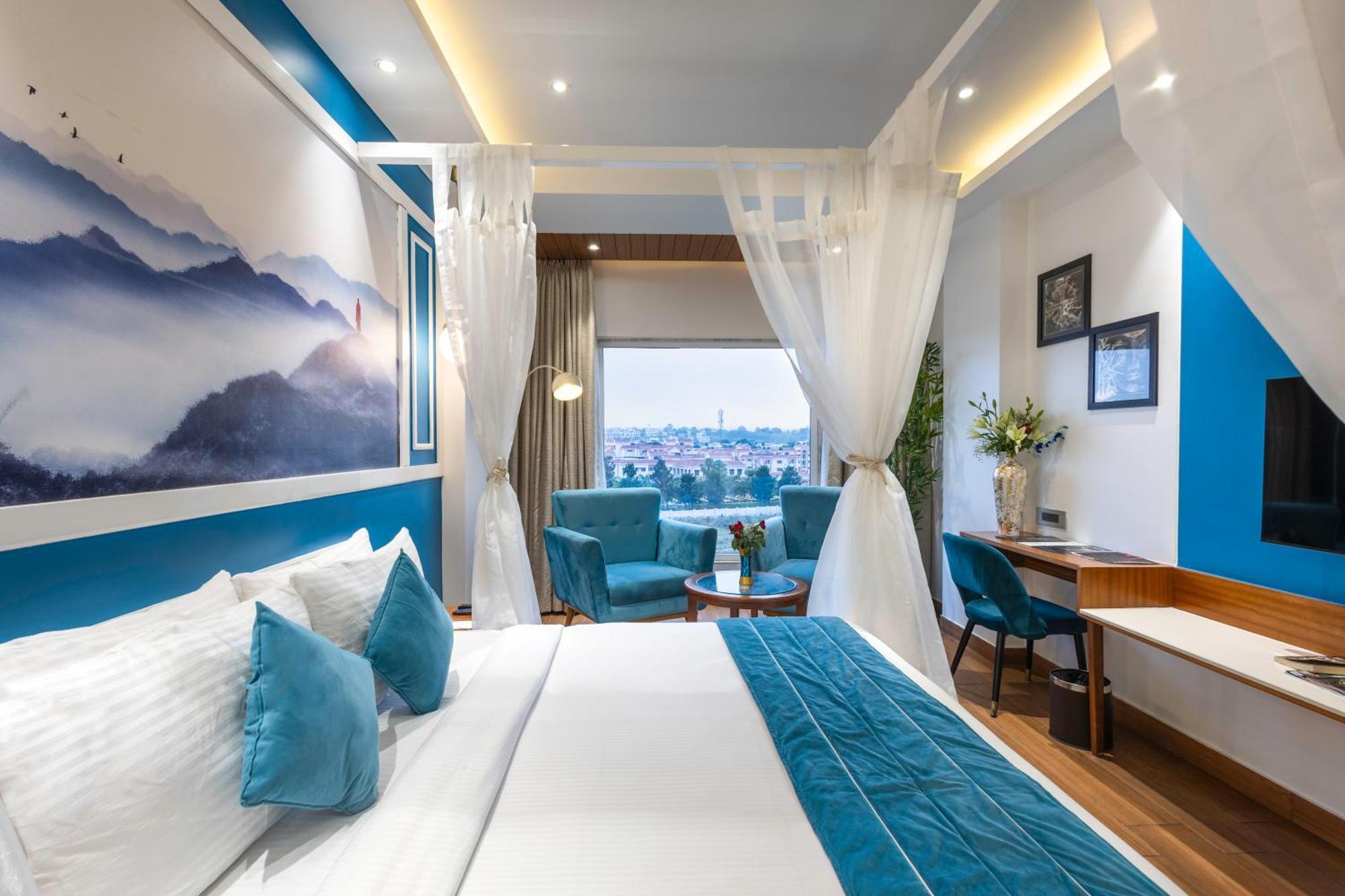 Clarion Hotel Dehradun Ngoại thất bức ảnh